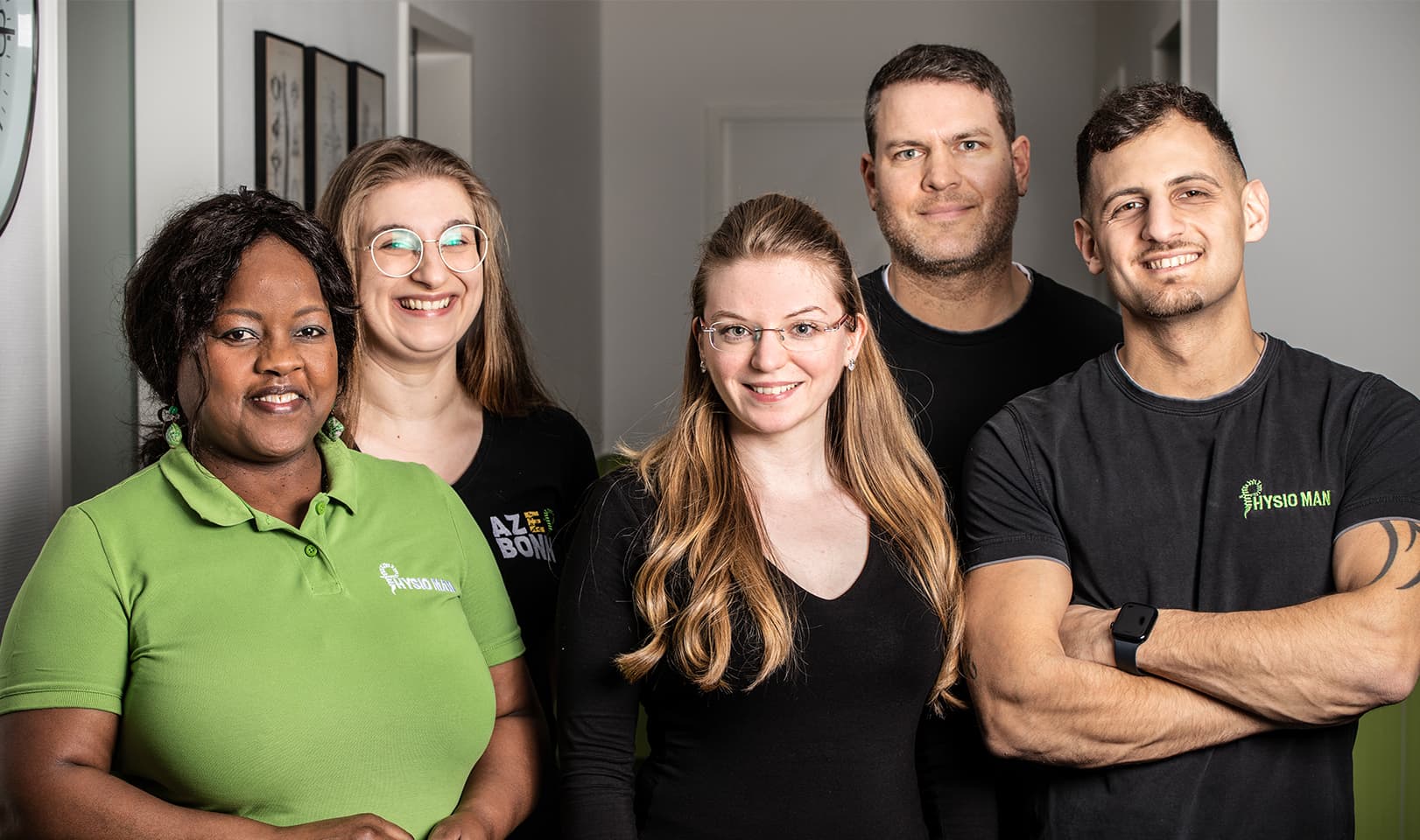 Das PHYSIOMAN-Team in der Physiotherapie-Praxis in Bonn
